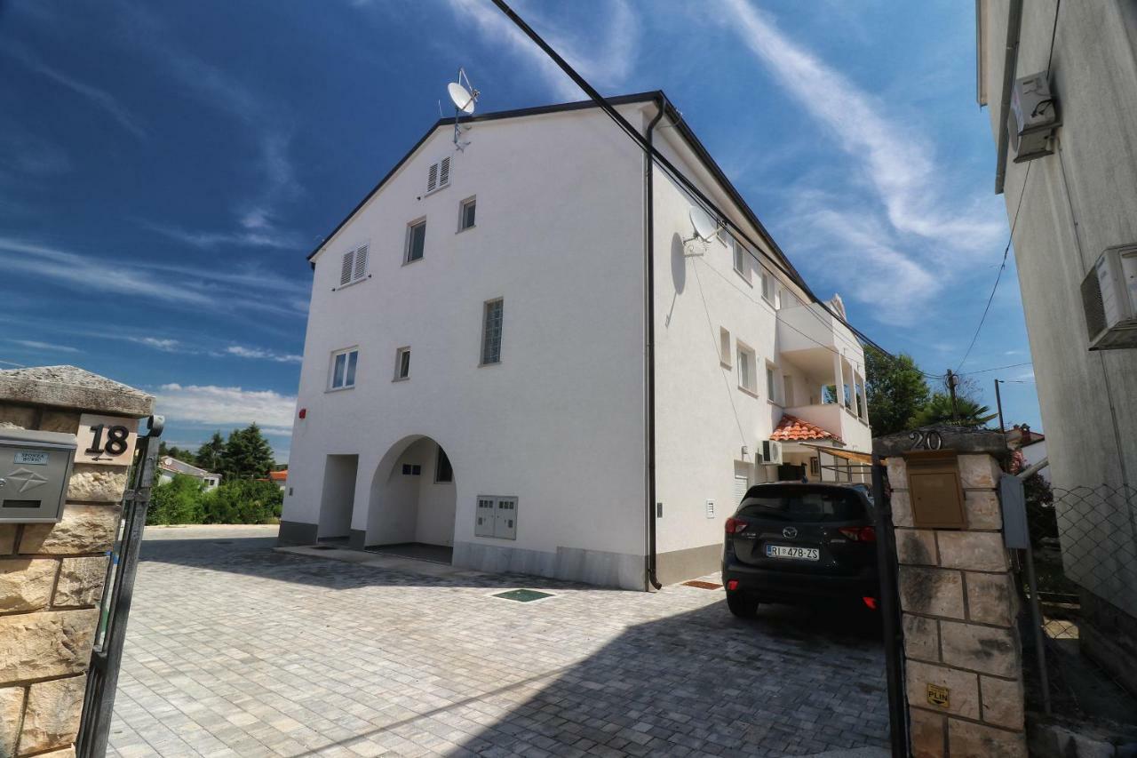 Apartments Korina & Dadi Rovinj Eksteriør bilde